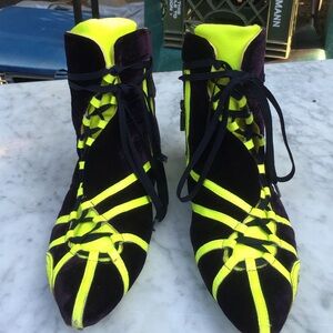 Vicini Sneakers